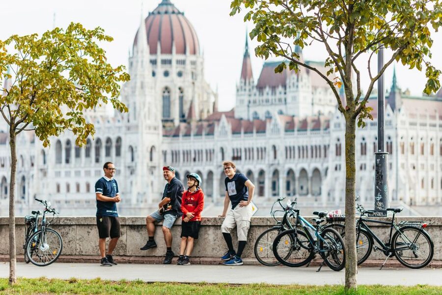 Budapest: Grand Sightseeing Bike Tour - Andrássy Avenue under the Opera House