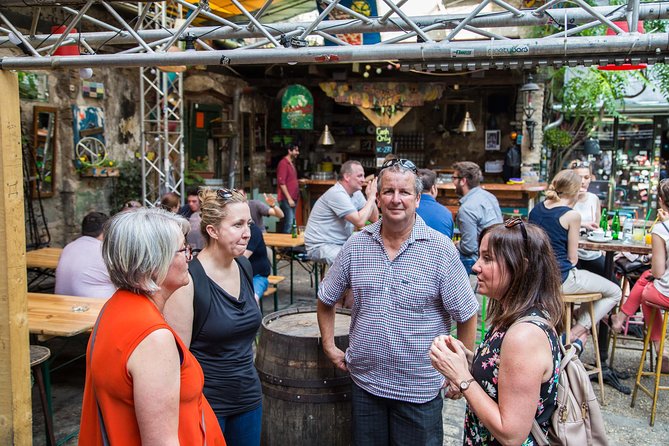 Budapest Grand Walk - Coffee, cake, and the city’s human side