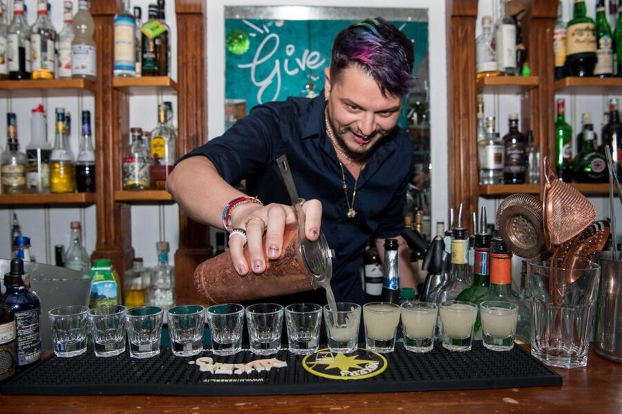 Budapest: Guided Bar Crawl Walking Tour - Füge Udvar, where the tour turns into a night out