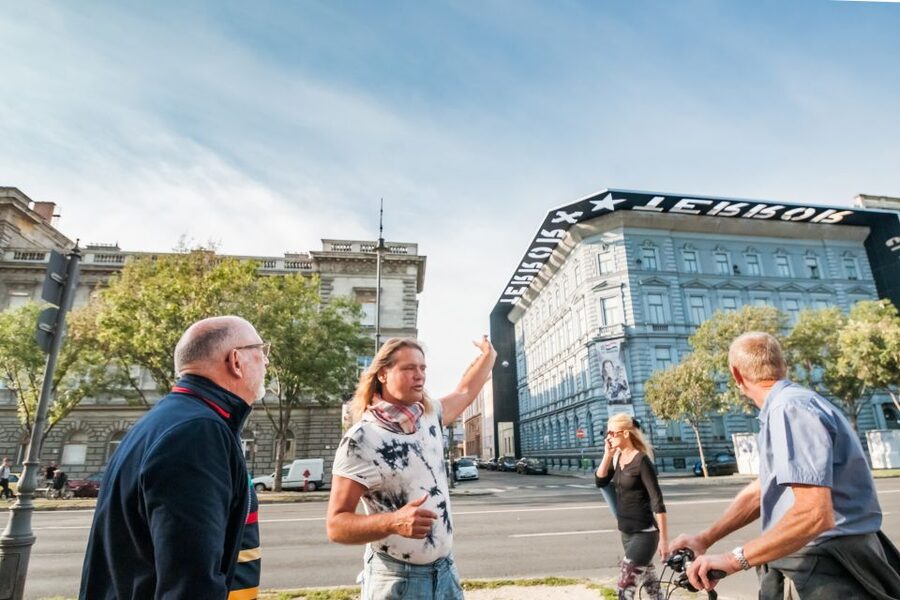 Budapest: Guided City Discovery Bike Tour - Five good reasons to consider this Budapest bike tour