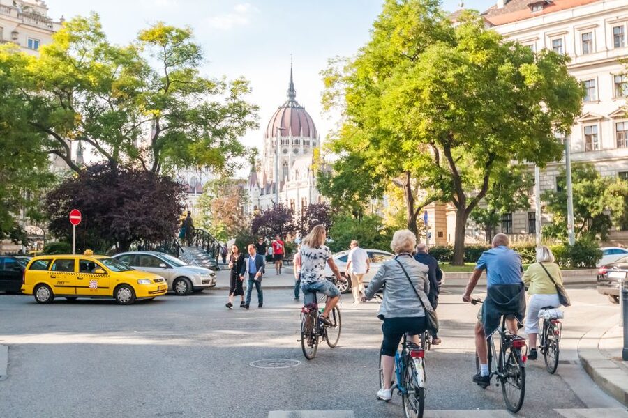 Budapest: Guided City Discovery Bike Tour - Parliament, the Danube, and the Shoes on the Danube Bank
