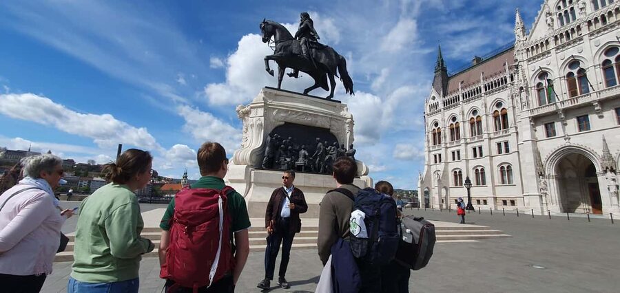 Budapest: Guided City Walking Tour in Buda and Pest - Freedom Square and the route to Parliament