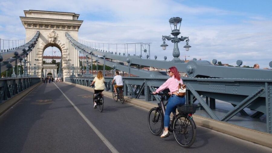 Budapest: Guided E-Bike Sightseeing Tour - Why an e-bike is useful on Budapest’s hills