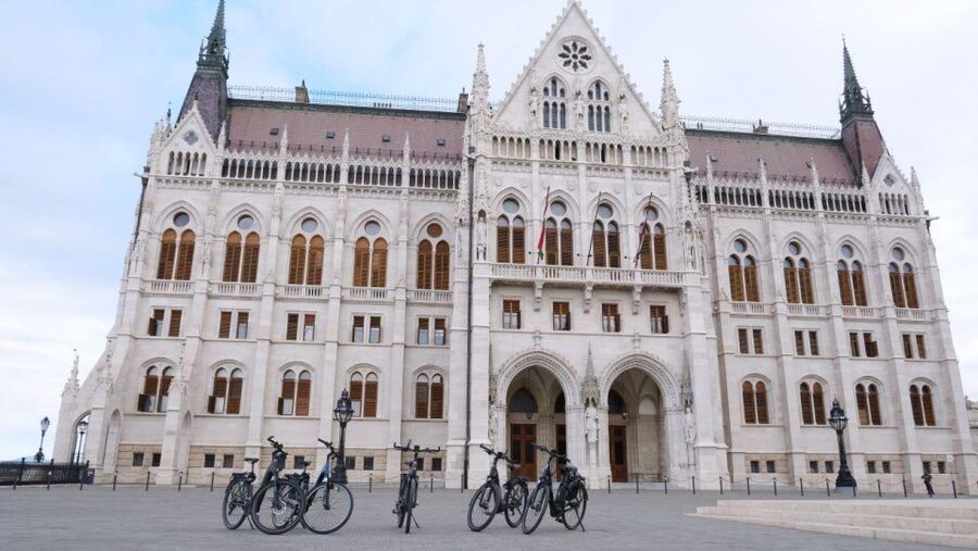Budapest: Guided E-Bike Sightseeing Tour - Timing, comfort, and practical expectations
