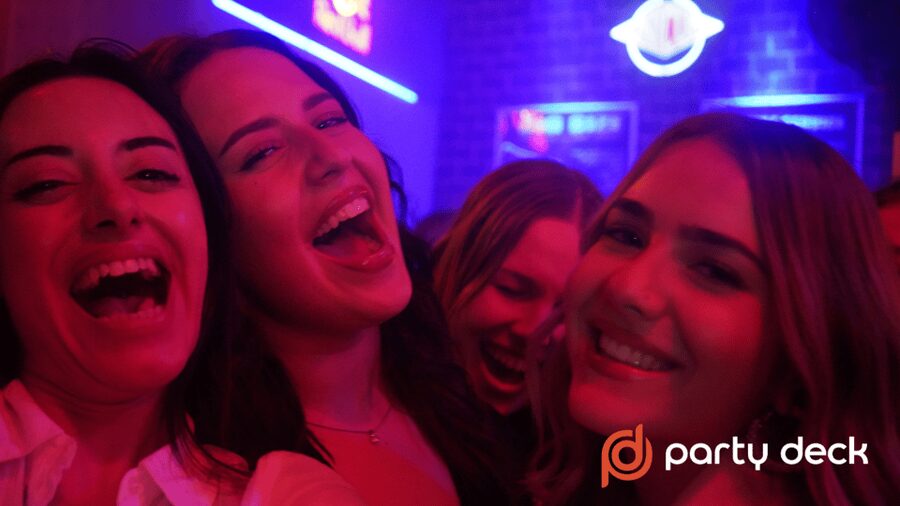 Budapest: Guided Tour to Ruin Bars with Games and 6 Shots - Skip-the-line access at Instant-Fogas