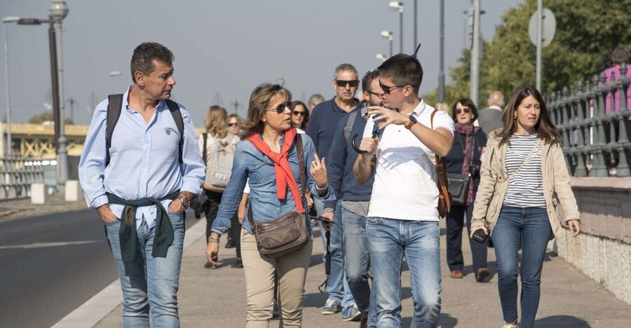 Budapest: Guided Walking Tour of Pest - Liberty Square and the City Between Monuments