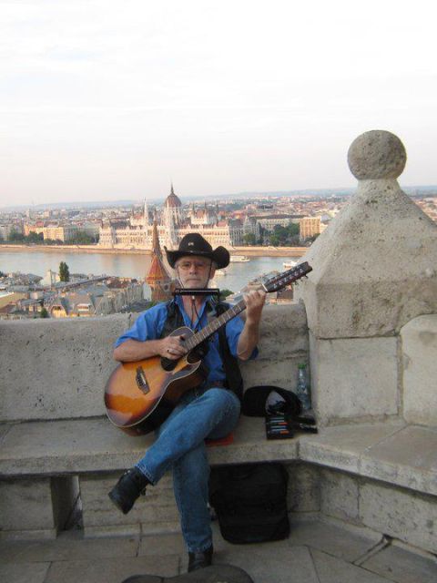 Budapest: Half-Day Highlights Small Group Private Tour - Price, group size, and overall value