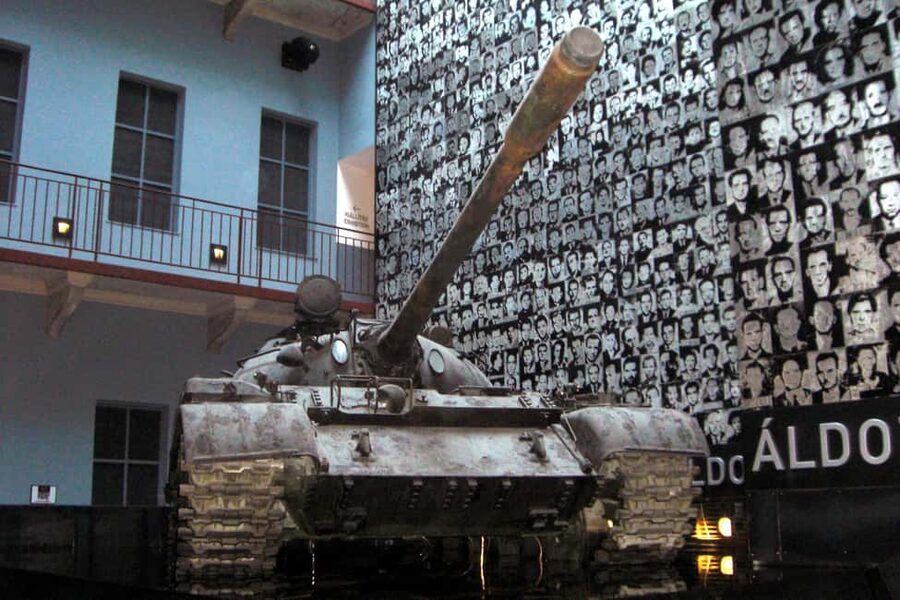 Budapest Half-Day Tour: Life Behind the Iron Curtain - Why Budapest’s Communist past needs a guided explanation