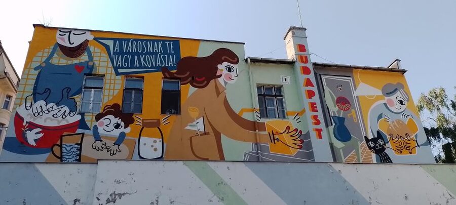 Budapest Half Day Tour with Gabor - Crossing to Buda and the Castle District