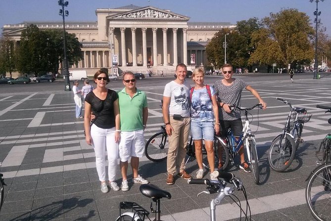 Budapest Highlights Bike Tour - Starting at Szent István tér