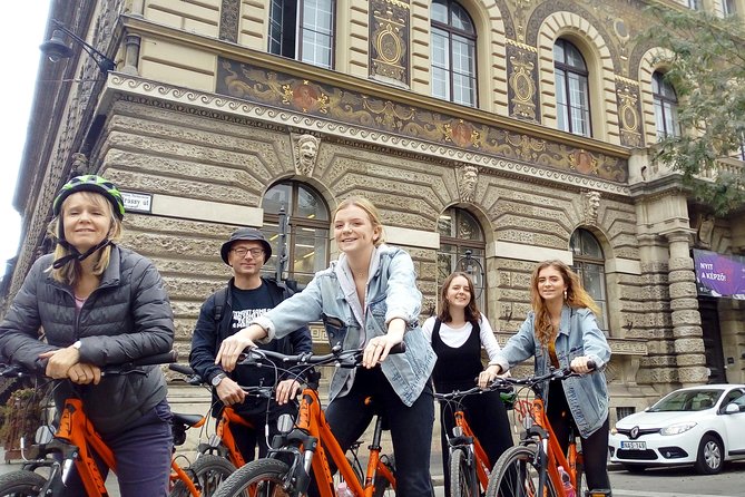 Budapest Historic Downtown Bicycle Tour in small groups - The Great Synagogue and return through the Jewish Quarter