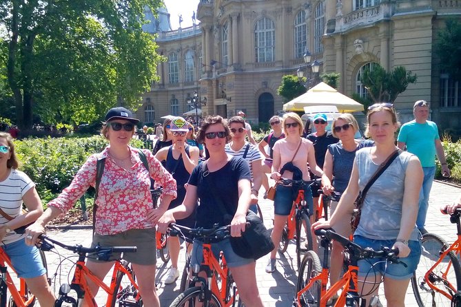 Budapest Historic Downtown Bicycle Tour in small groups - From Rumbach Synagogue to the Opera