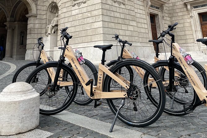 Budapest: Historic Downtown ride on E-Bicycles Buda & Pest - Andrássy Avenue, the Liszt Academy, and downtown