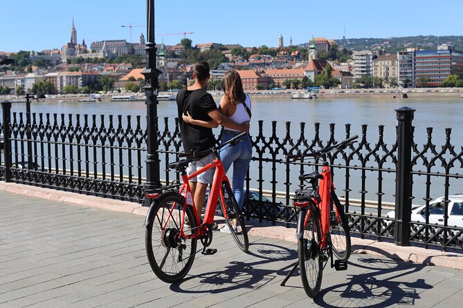 Budapest: Historic Downtown ride on E-Bicycles Buda & Pest - Royal Gardens, Rudas Baths, and Liberty Bridge