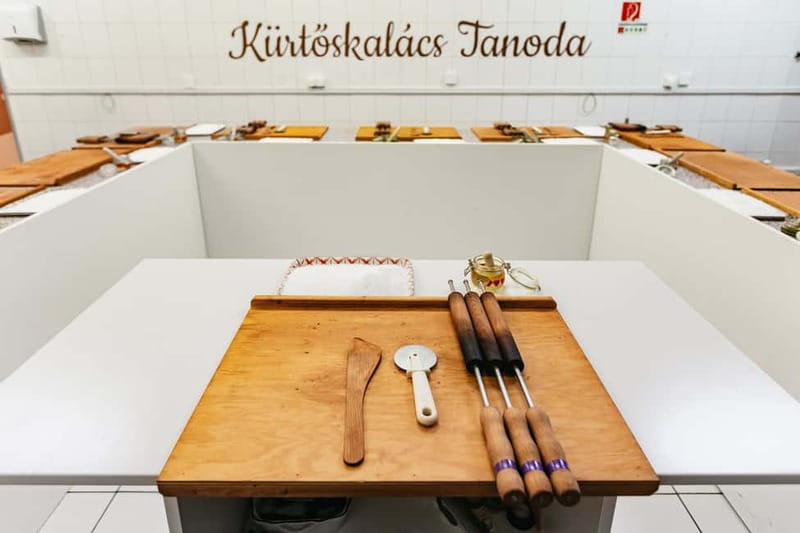 Budapest: Hungarian Chimney Cake Workshop in the City Center - Choosing sugar, coconut, or cinnamon