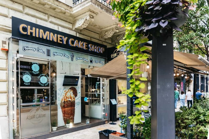 Budapest: Hungarian Chimney Cake Workshop in the City Center - Eating your own creation and taking home the recipe