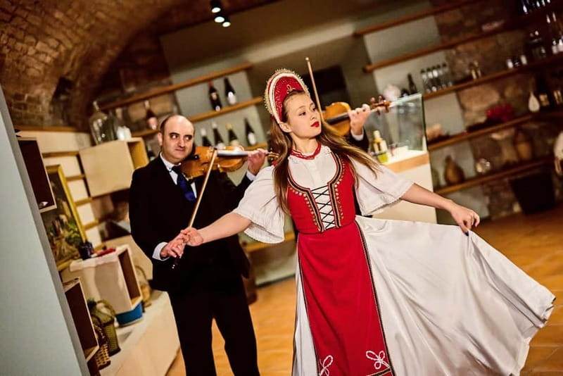 Budapest: Hungarian Folk Dance & Concert with Dinner Option - Key points to know before booking