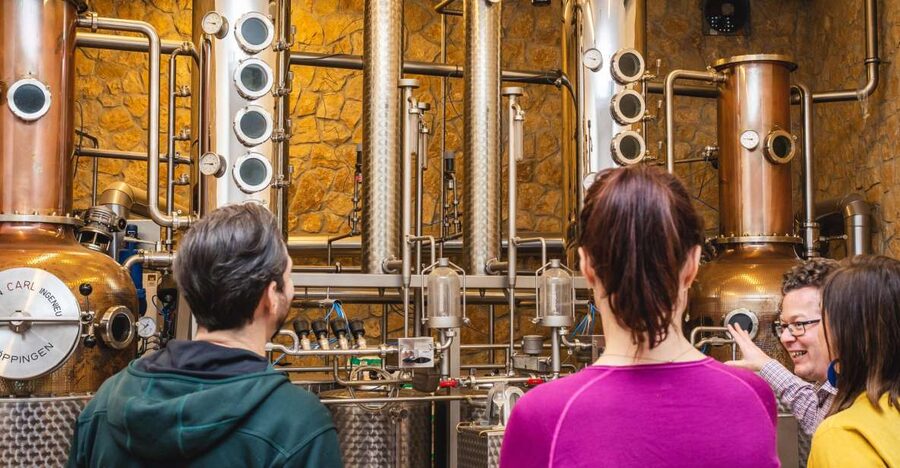 Budapest: Hungarian Whisky, Gin, and Pálinka Tasting - Inside Agardi Distillery