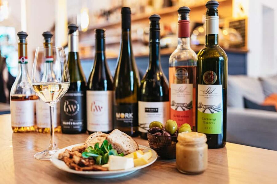 Budapest: Hungarian Wine Tasting with 7 Wines and Tapas - Cserszegi fűszeres, the grape with the long name
