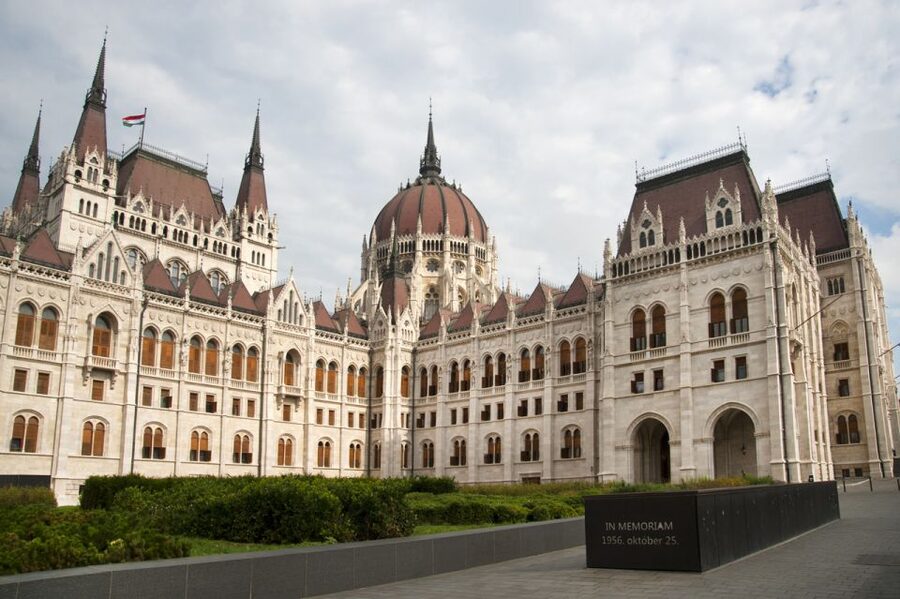 Budapest: Inner City Walking Tour in German - Who will get the most from this walk?