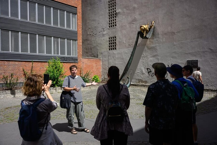 Budapest: Jewish History with Local Guide & Synagogue Ticket - Key Points to Know Before You Book