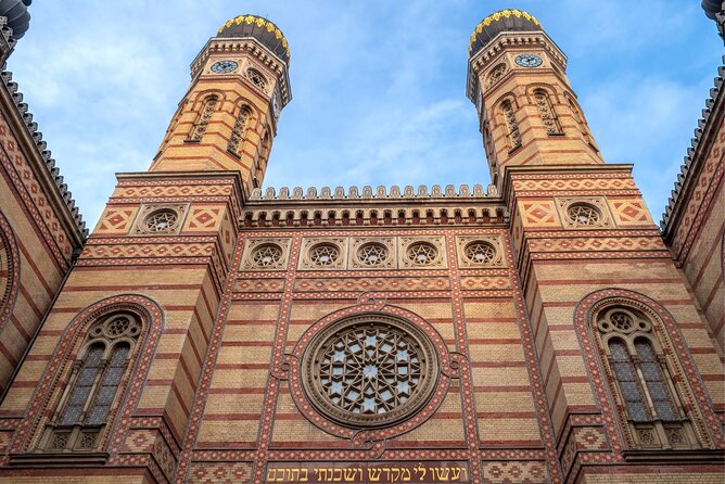 Budapest (Jewish Quarter) Scavenger Hunt and Self-Guided Tour - How the app turns sightseeing into a contest
