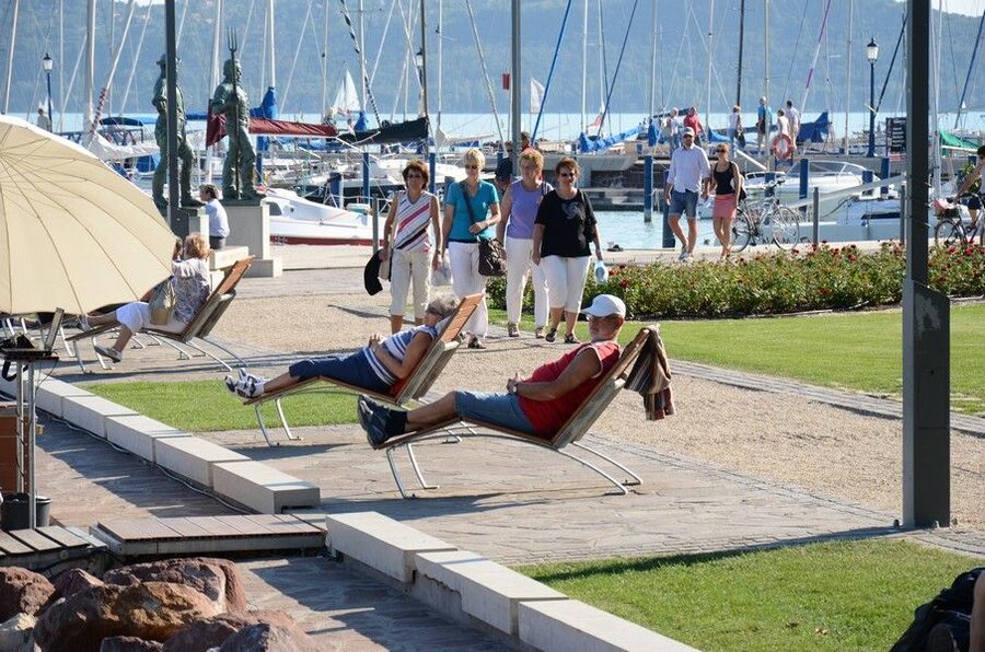 Budapest: Lake Balaton and Herend Full-Day Private Tour - Who will enjoy this day most?