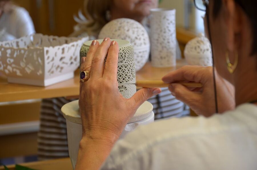 Budapest: Lake Balaton and Herend Full-Day Private Tour - Herend Porcelain and a Habsburg-era craft