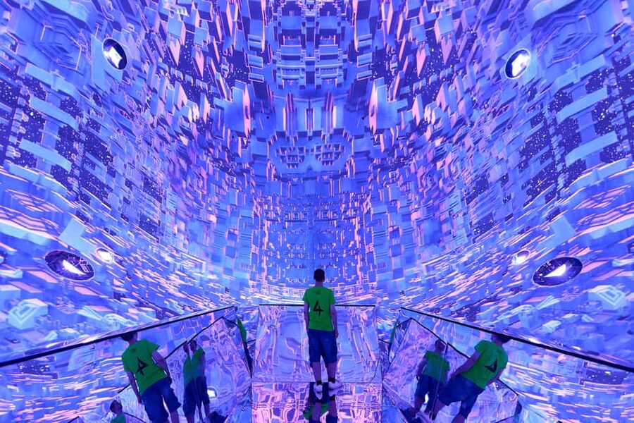 Budapest: Light Art Museum - Immersive New Media Experience - How long you need, and when to arrive