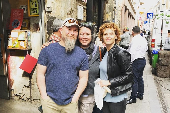 Budapest Market Tour & Home Cooking Class with local Chef & Guide - What cooking with Chef Marti is like