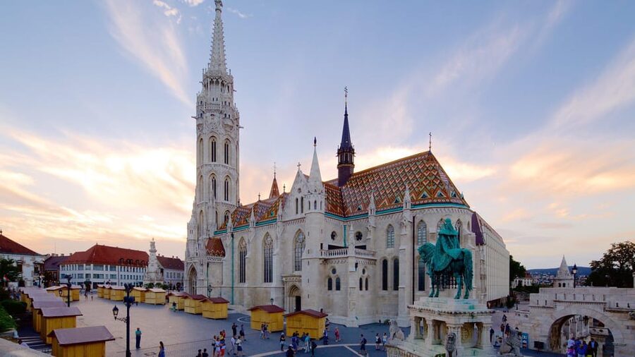 Budapest: Matthias Church Entry Ticket - Who will enjoy Matthias Church most