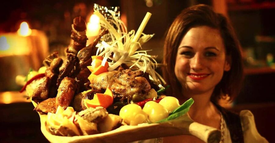 Budapest: Medieval Dinner Show with Drinks - Key points before you book
