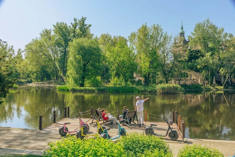 Budapest: MonsteRoller E-Scooter Tour - Key points to know before booking