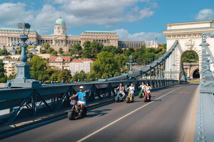 Budapest: MonsteRoller E-Scooter Tour - Seeing Budapest from both sides of the Danube