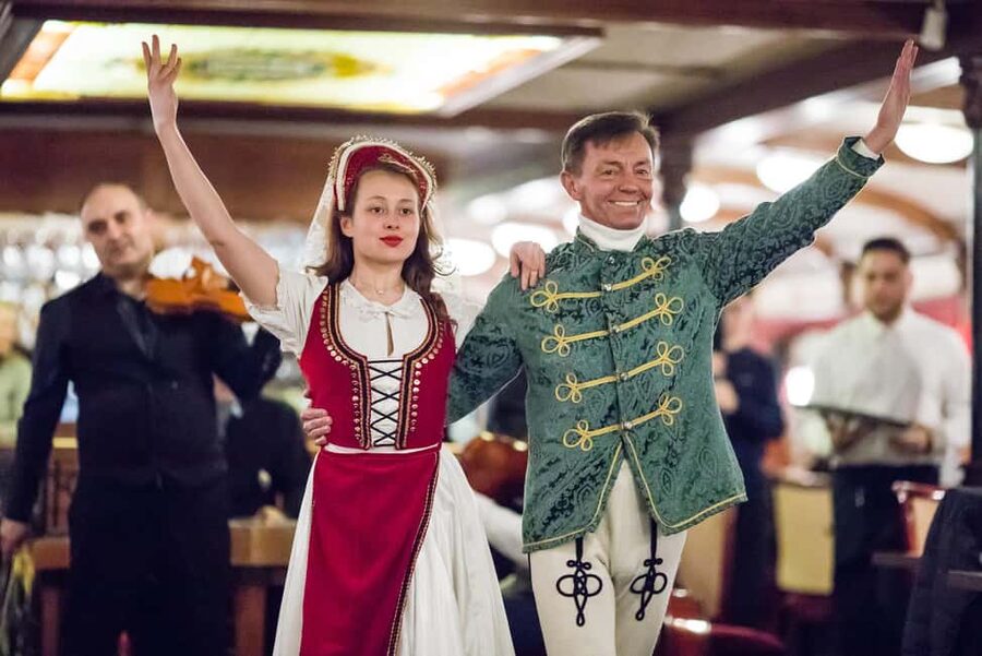 Budapest: New Year's Eve Party Cruise with Food & Live Show - Five courses, three menu choices