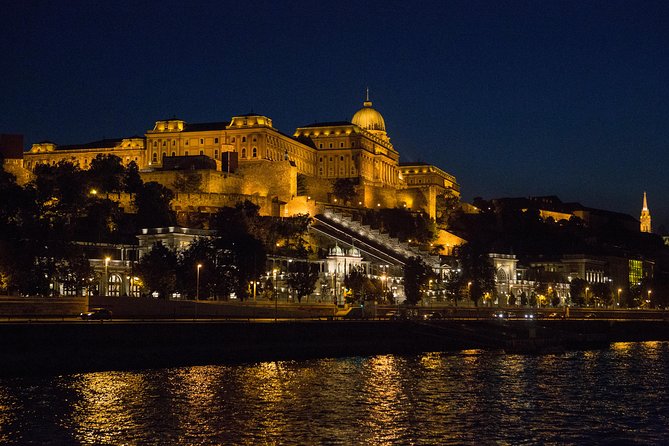 Budapest Night Walking Tour with Danube River Cruise - What the one-hour Danube cruise adds