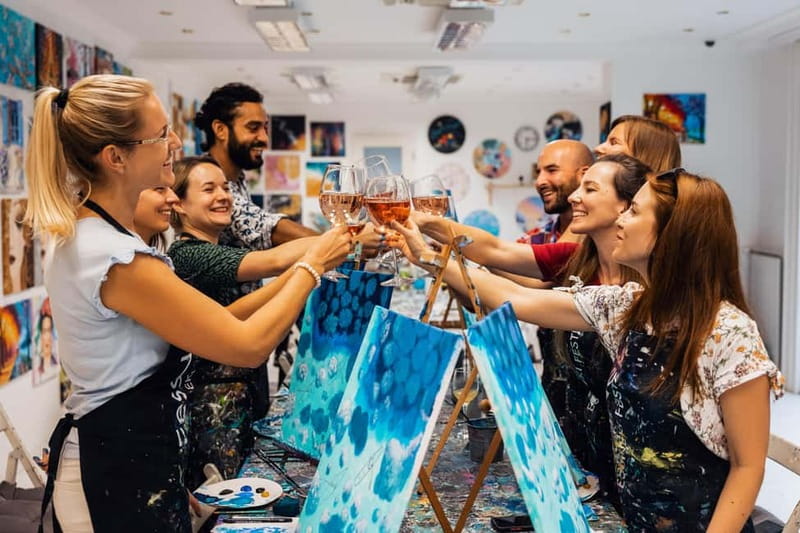 Budapest: Paint and sip experience - Practical planning for your Budapest day