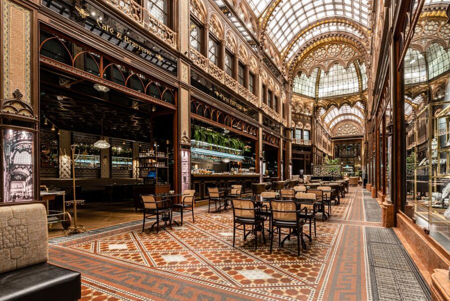 Budapest: Párisi Passage Restaurant 3-Course Menu - What the three-course menu is trying to do