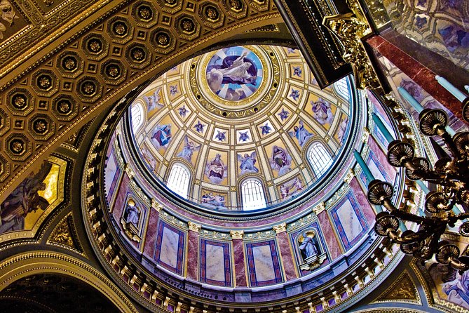Budapest Private 4 Hour City Tour Experience with a car / van - What this four-hour Budapest tour is really designed to do