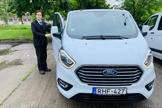 Budapest Private Airport Transfer to City or to BUD Airport Door 2 Door - Key points at a glance