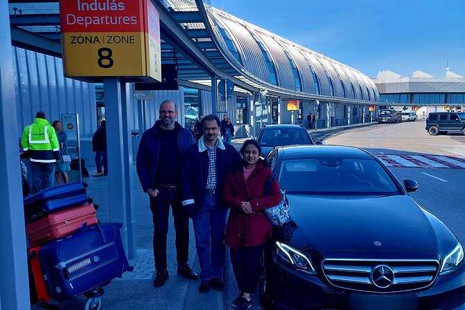 Budapest Private City Tour by car in 4 hours - Crossing the Danube at Szechenyi Lanchid
