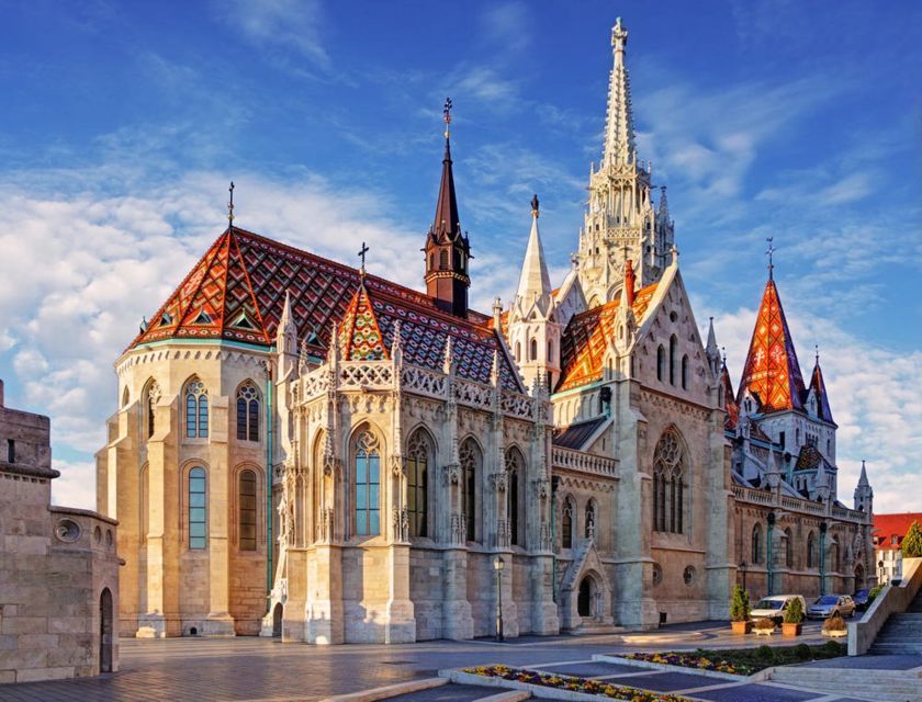 Budapest: Private City Tour with Local Guide - Five things that make this tour useful