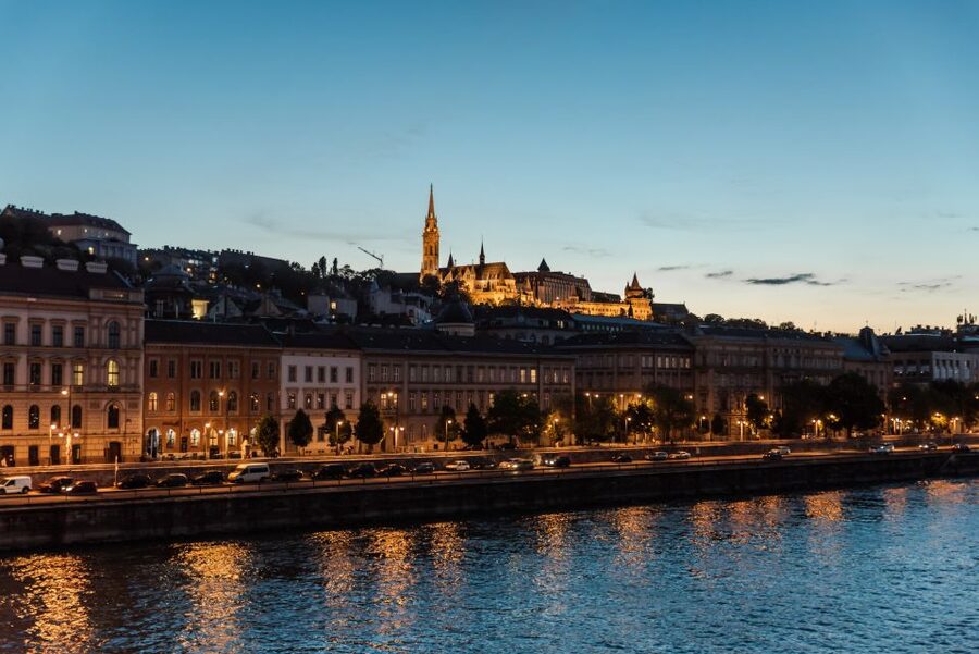 Budapest: Private Custom Tour with a Local – Icons & Gems - Four hours for a balanced introduction
