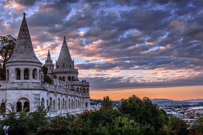 Budapest Private Luxury Sightseeing Tour with Guide and Transport - Key points to know before booking