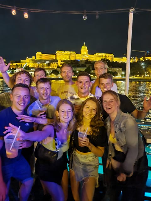 Budapest: Private, Personalized Pub Crawl, 3 drinks included - What $29 buys you
