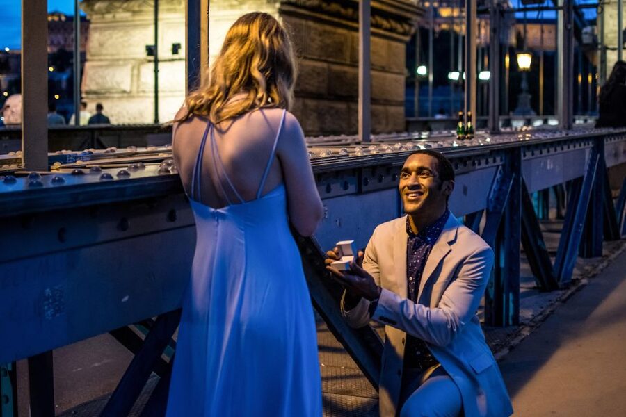 Budapest: Proposal Photos at enchanting Fisherman's Bastion - Key points at a glance