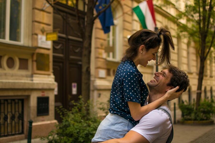 Budapest: Proposal Photos at enchanting Fisherman's Bastion - Who should book this experience?