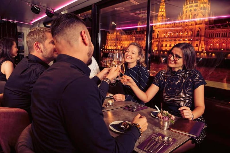 Budapest: Prosecco Dinner Cruise with Live Music - Who should book this cruise?