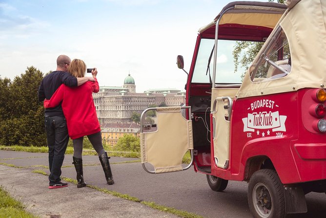 Budapest Romantic Private Tuk Tuk Tour - Starting in Pest: gardens, churches, and old customs buildings