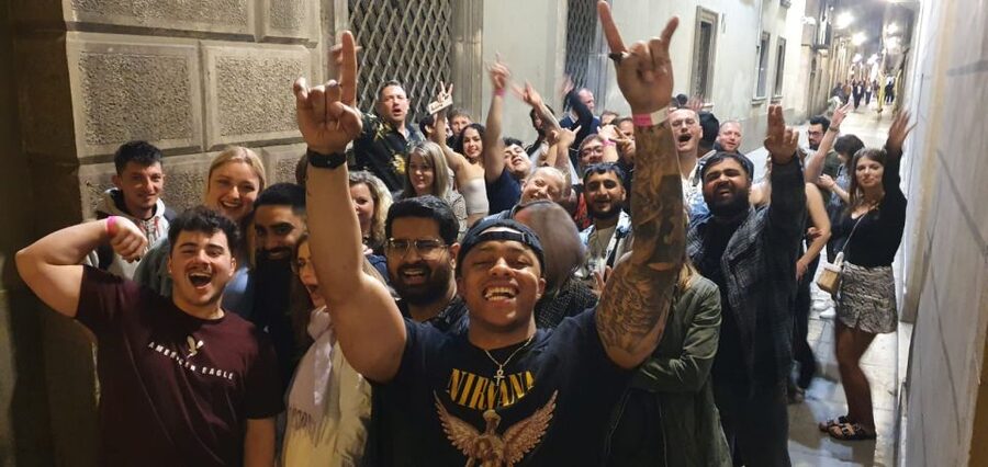 Budapest: Ruin Bar Pub Crawl with Entry Tickets - Who will enjoy this Budapest night out?